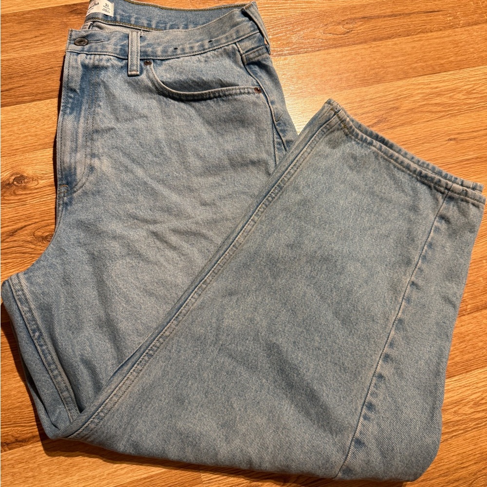 Abercrombie & Fitch Barrel Jean Mid Rise - Picture 2 of 3